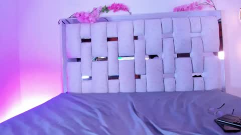 Snapshot of dulce_good chatting on May 22, 2026, 1:39 pm Dulce online show from May 22, 2026, 1:39 pm