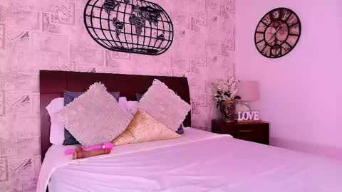 Snapshot of dulce_harmonny chatting on February 3, 2026, 12:32 pm DULCE online show from February 3, 2026, 12:32 pm