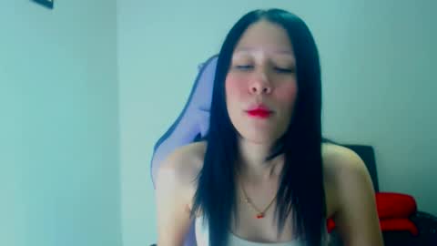 Snapshot of dulce_mauren chatting on February 2, 2026, 11:03 pm dulce_mauren online show from February 2, 2026, 11:03 pm