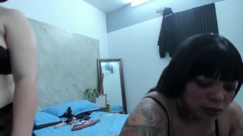 dulce_salome07 online show from February 13, 2026, 8:38 pm