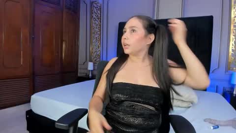 Dulce  online show from February 15, 2026, 7:51 am