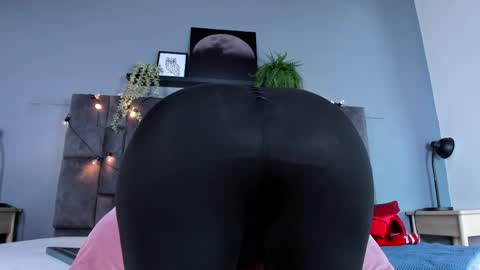 Snapshot of dulceaurora_ chatting on April 8, 2026, 3:06 am DULCE AURORA online show from April 8, 2026, 3:06 am