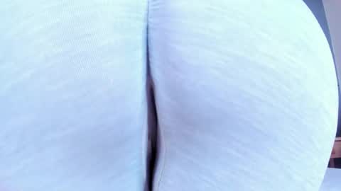 Snapshot of dulceaurora_ chatting on May 29, 2026, 3:04 am DULCE AURORA online show from May 29, 2026, 3:04 am