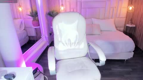 Snapshot of dulcegreem chatting on December 17, 2025, 11:38 am Dulce online show from December 17, 2025, 11:38 am