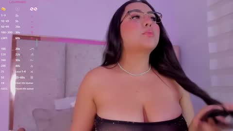 DULCE  online show from September 25, 2025, 2:48 am