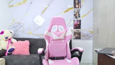 Snapshot of dulceroodman chatting on August 8, 2026, 12:29 pm ig stefy 2719 online show from August 8, 2026, 12:29 pm