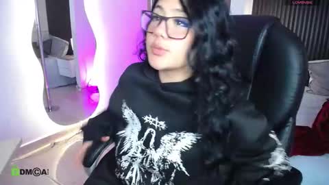 Snapshot of dulcerose01 chatting on October 23, 2025, 2:22 am Dulce Rose online show from October 23, 2025, 2:22 am