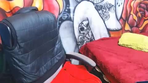 dulcesdemaria online show from January 17, 2026, 9:07 pm