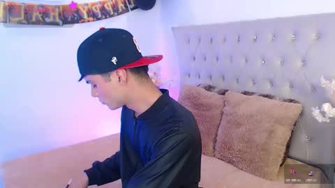 Snapshot of dulcey_ chatting on October 26, 2025, 4:07 am Dulcey online show from October 26, 2025, 4:07 am