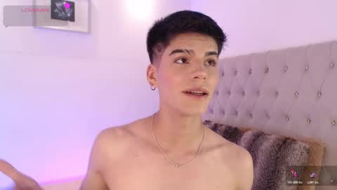 Snapshot of dulcey_ chatting on November 8, 2025, 10:30 pm Dulcey online show from November 8, 2025, 10:30 pm