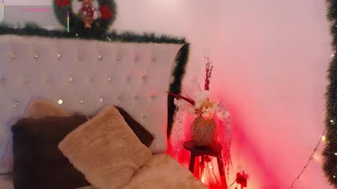 Snapshot of dulcey_ chatting on December 16, 2025, 4:39 am Dulcey online show from December 16, 2025, 4:39 am