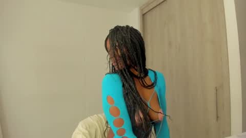 Snapshot of duna_du chatting on May 12, 2026, 9:23 pm My birthday is tomorrow November 30 online show from May 12, 2026, 9:23 pm