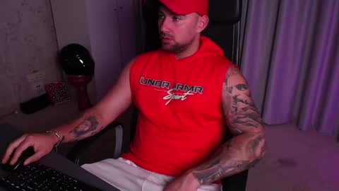 Snapshot of duncanstones chatting on June 21, 2026, 8:28 am DuncanStone online show from June 21, 2026, 8:28 am