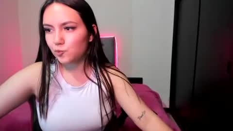 Snapshot of duqueza4you chatting on February 23, 2025, 11:44 am Katia online show from February 23, 2025, 11:44 am