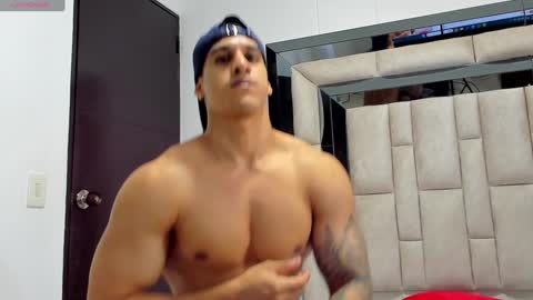 Snapshot of duran_dhikol1 chatting on February 1, 2025, 3:08 am duran_dhikol1 online show from February 1, 2025, 3:08 am