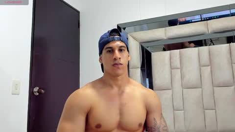 Snapshot of duran_dhikol1 chatting on February 11, 2025, 5:16 am duran_dhikol1 online show from February 11, 2025, 5:16 am