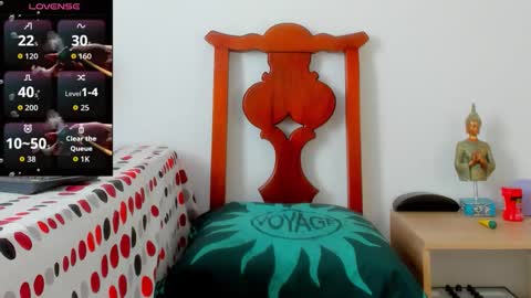 DUSAN  GREY online show from November 20, 2025, 7:35 pm