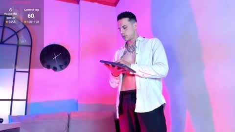 Dustin Sonne online show from December 5, 2025, 5:05 am