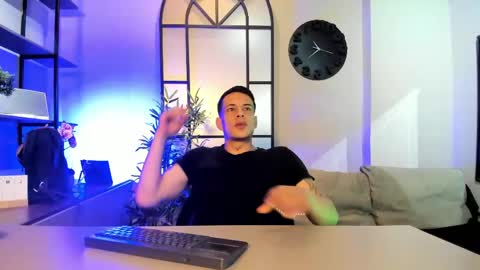 Snapshot of dustin_sonne chatting on April 21, 2026, 3:35 am Dustin Sonne online show from April 21, 2026, 3:35 am