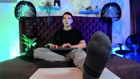 Snapshot of dustin_sonne chatting on April 22, 2026, 3:53 am Dustin Sonne online show from April 22, 2026, 3:53 am