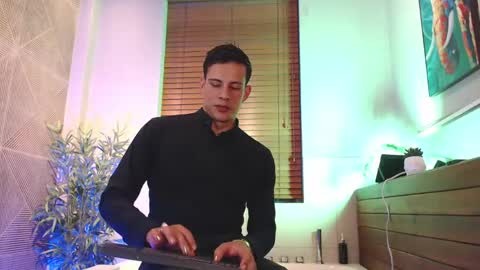 Snapshot of dustin_sonne chatting on April 28, 2026, 4:06 am Dustin Sonne online show from April 28, 2026, 4:06 am