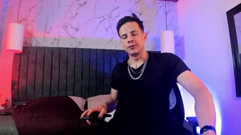 Snapshot of dustin_sonne chatting on May 13, 2026, 3:48 am Dustin Sonne online show from May 13, 2026, 3:48 am
