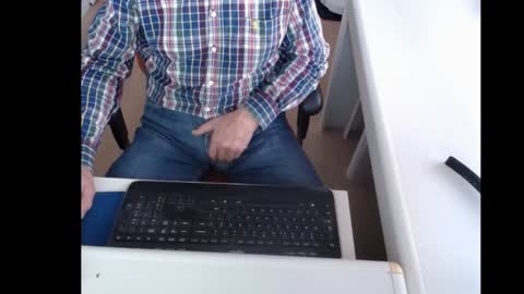 Snapshot of dutchpornking2 chatting on January 13, 2025, 7:54 am dutchpornking2 online show from January 13, 2025, 7:54 am