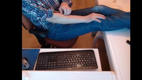 Snapshot of dutchpornking2 chatting on February 3, 2025, 6:17 pm dutchpornking2 online show from February 3, 2025, 6:17 pm