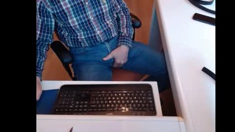 Snapshot of dutchpornking2 chatting on March 1, 2025, 3:05 pm dutchpornking2 online show from March 1, 2025, 3:05 pm