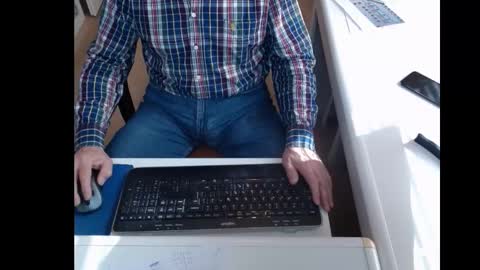 Snapshot of dutchpornking2 chatting on March 6, 2025, 11:47 am dutchpornking2 online show from March 6, 2025, 11:47 am