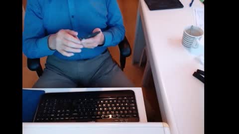 dutchpornking2 online show from November 14, 2025, 8:35 am