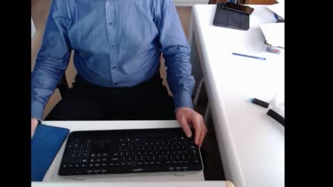 dutchpornking2 online show from November 24, 2025, 8:03 am