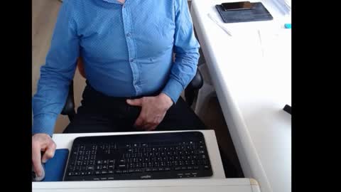 dutchpornking2 online show from March 22, 2026, 8:07 am