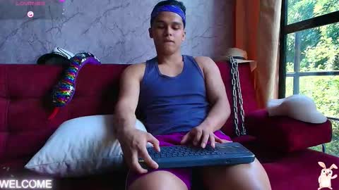 dwayne_brown online show from November 1, 2025, 2:08 pm