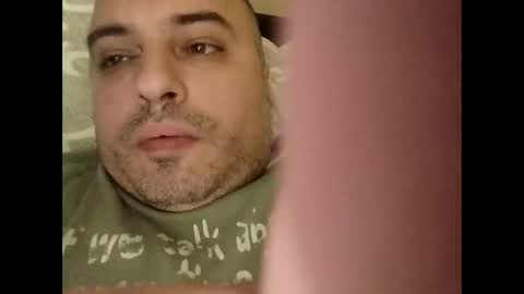 Snapshot of dwizziz chatting on November 27, 2025, 2:24 am Ivan online show from November 27, 2025, 2:24 am