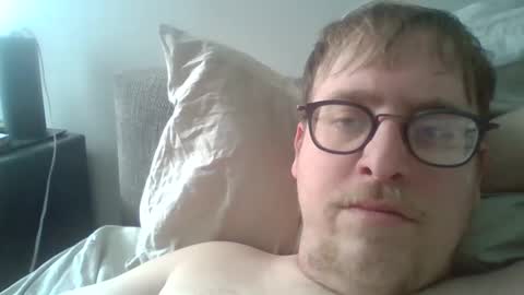 Snapshot of dxjbre chatting on February 18, 2025, 9:09 pm dxjbre online show from February 18, 2025, 9:09 pm