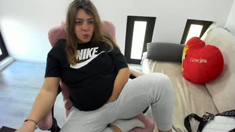 Snapshot of dyanakaylin chatting on April 26, 2026, 5:16 am dayana online show from April 26, 2026, 5:16 am