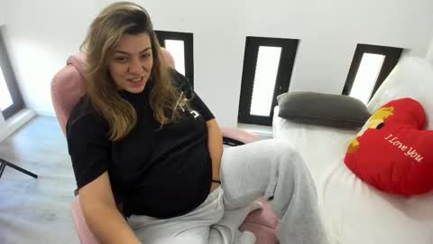 Snapshot of dyanakaylin chatting on May 11, 2026, 4:51 am dayana online show from May 11, 2026, 4:51 am