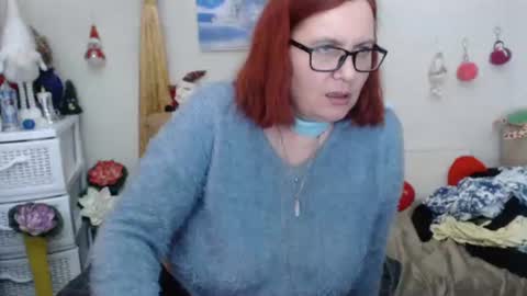 Snapshot of dyannelovee chatting on January 18, 2025, 5:59 pm Dyanne online show from January 18, 2025, 5:59 pm