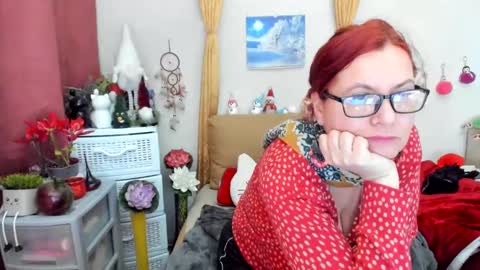 Snapshot of dyannelovee chatting on January 30, 2025, 5:09 am Dyanne online show from January 30, 2025, 5:09 am