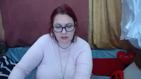 Snapshot of dyannelovee chatting on May 7, 2026, 6:13 pm Dyanne online show from May 7, 2026, 6:13 pm