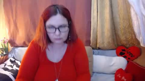 Snapshot of dyannelovee chatting on May 18, 2026, 2:12 pm Dyanne online show from May 18, 2026, 2:12 pm