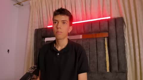 Snapshot of dylan_2005 chatting on October 6, 2025, 11:40 am Dylan online show from October 6, 2025, 11:40 am