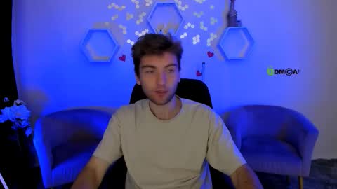 dylan_bold online show from September 28, 2025, 8:31 am