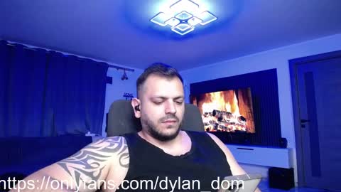 Snapshot of dylan_dom_ chatting on May 1, 2026, 10:36 pm Dylan Dom online show from May 1, 2026, 10:36 pm