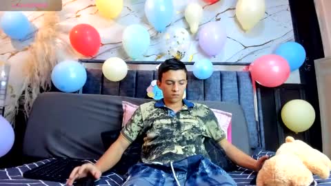 dylan_scott20 online show from March 29, 2026, 12:16 pm