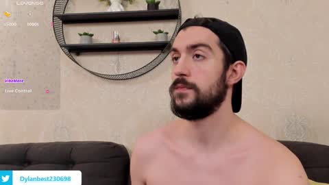 Dylan online show from December 18, 2025, 12:38 am