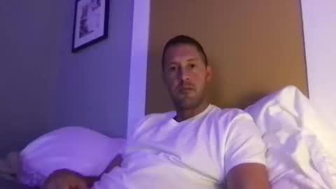 Dylans ThicK online show from October 15, 2025, 4:01 am