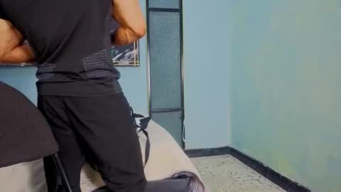 dylanguss online show from November 21, 2025, 11:53 am