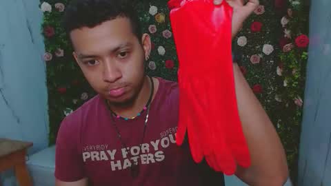 dylans_brown online show from February 19, 2026, 2:02 pm